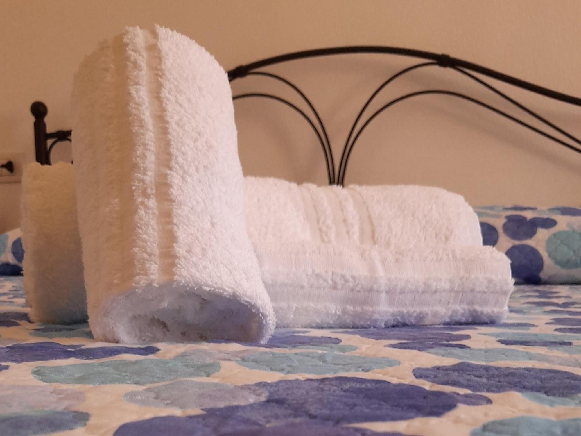 Su Fassoi Cabras Bed & Breakfast Exterior photo